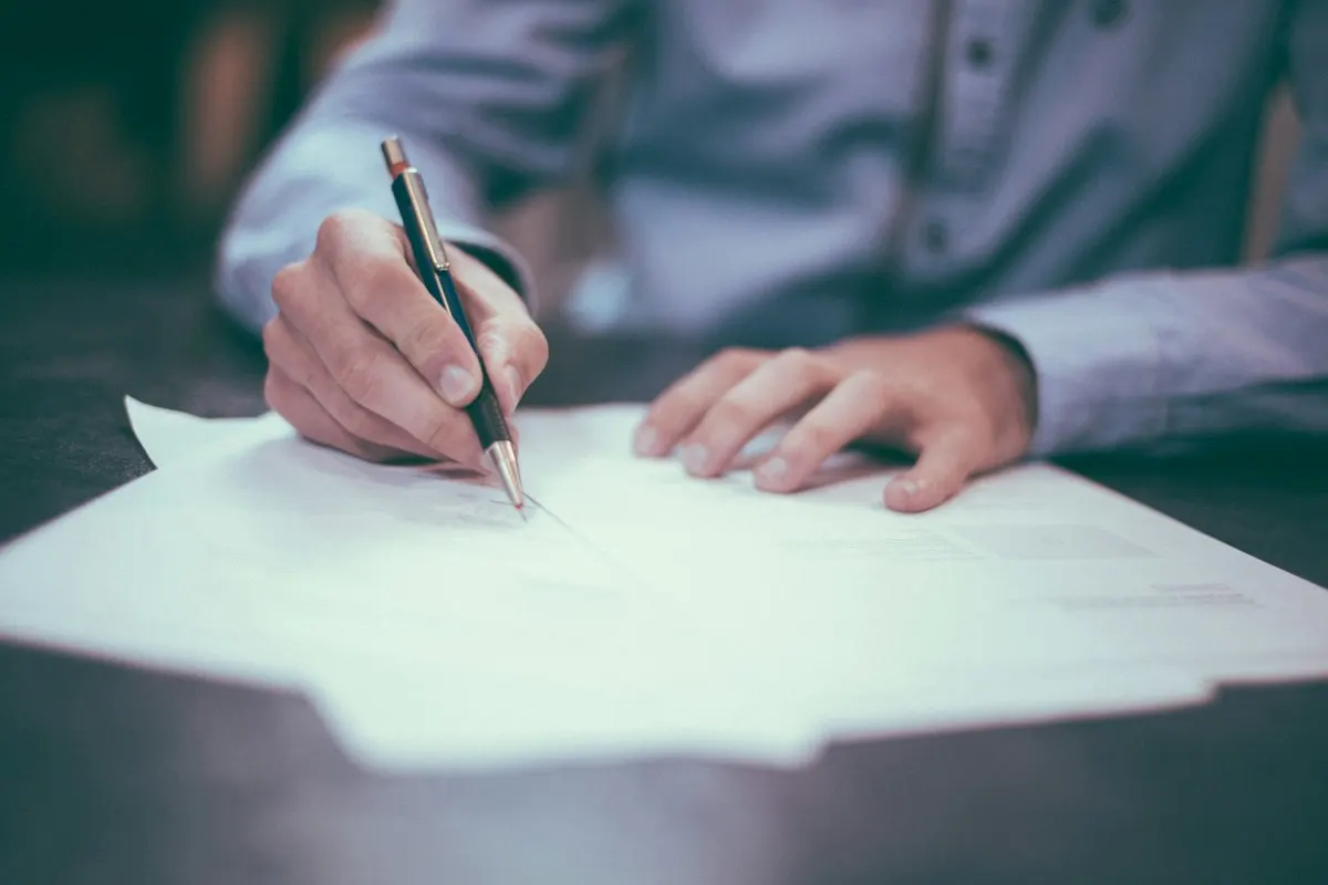 Partners signing a collaboration agreement
